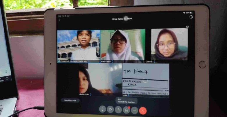 SMA Islam Favorit Solo Raya Terapkan Pembelajaran Online